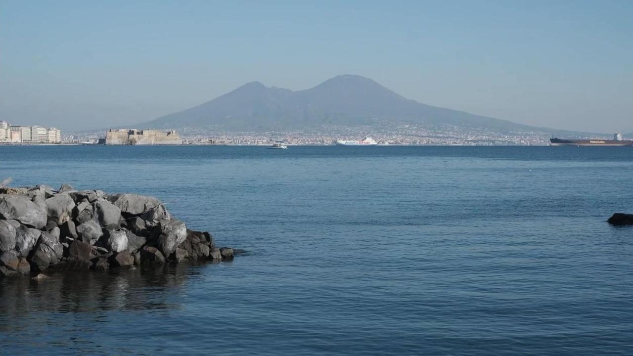 Mincasa Nel Cuore Di Napoli Exteriör bild